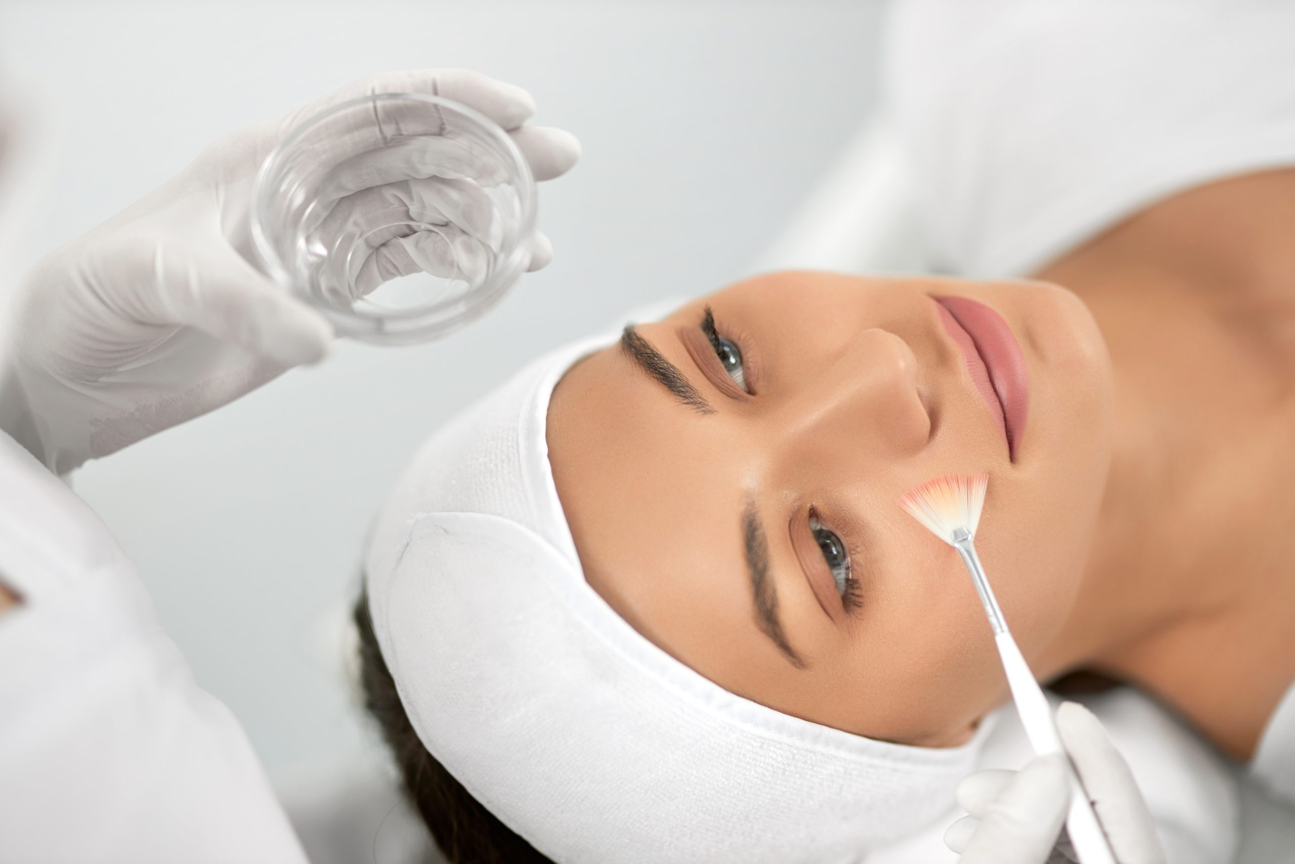 Read more about the article Unlocking Radiance: The Science of Chemical Peels with CosmetoCare