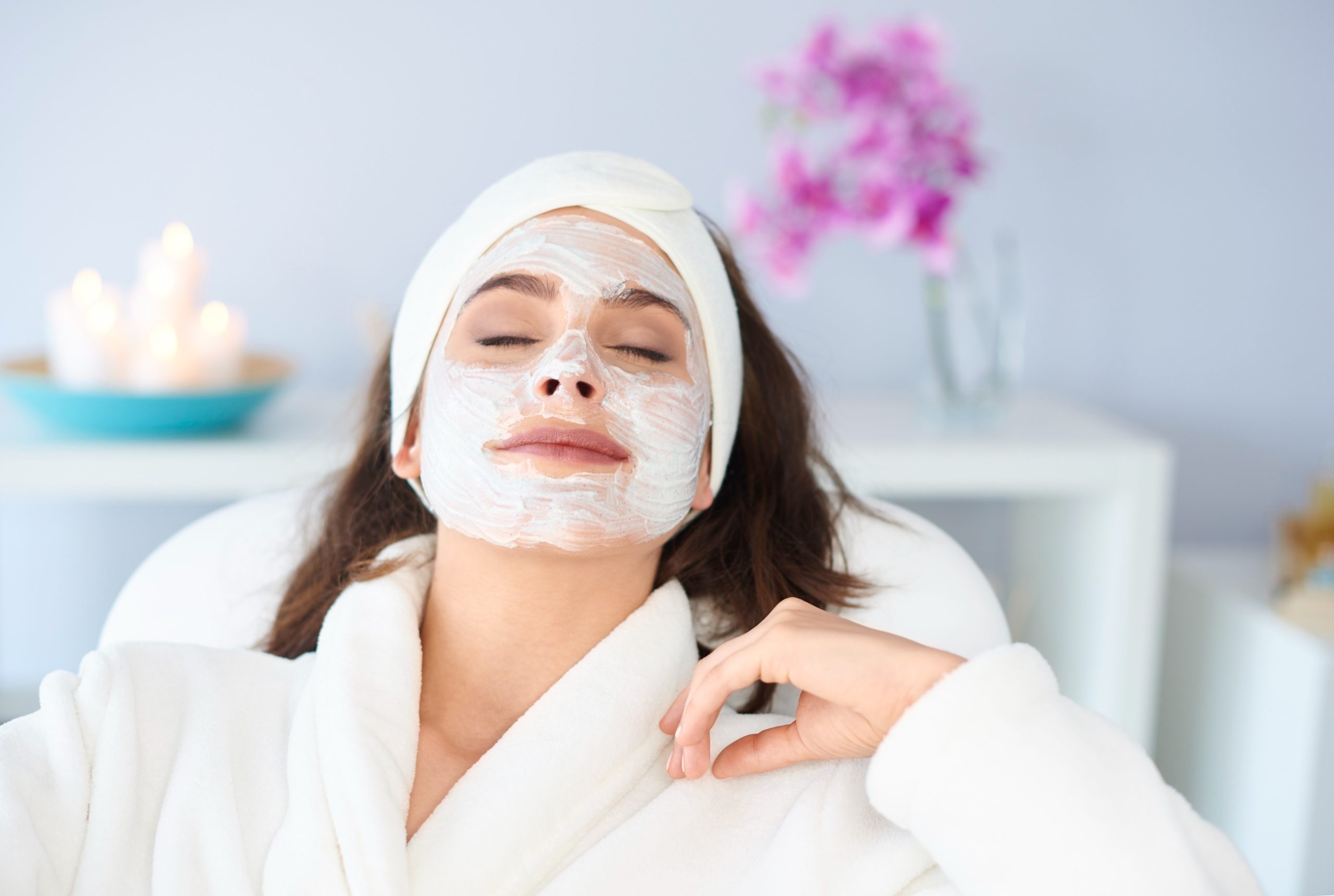 Read more about the article Mastering Double Cleansing: Tailoring the Technique to Your Skin Type